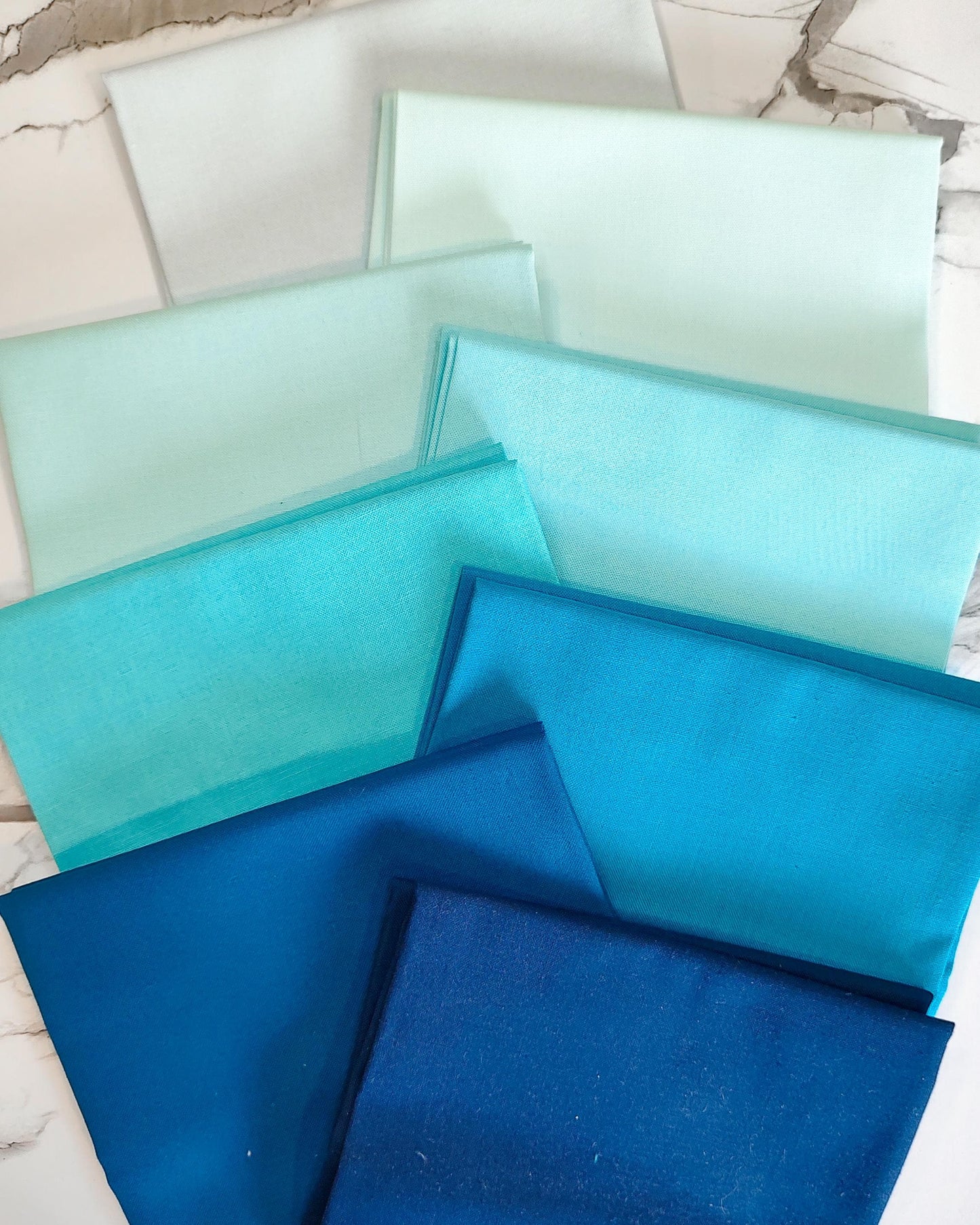 Morning Frost Curated Fat Quarter Bundle - Kona Solids