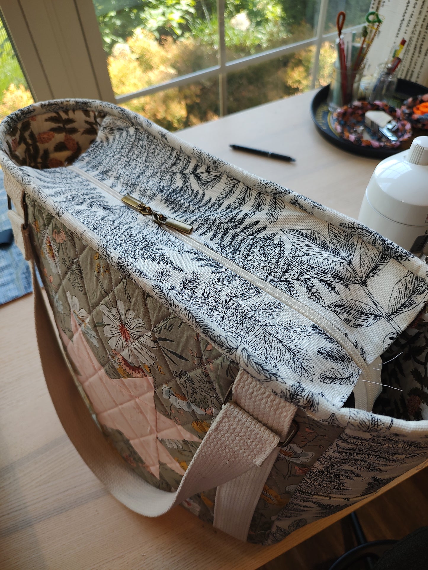 Arrowwood Zippered Top Tutorial Printable