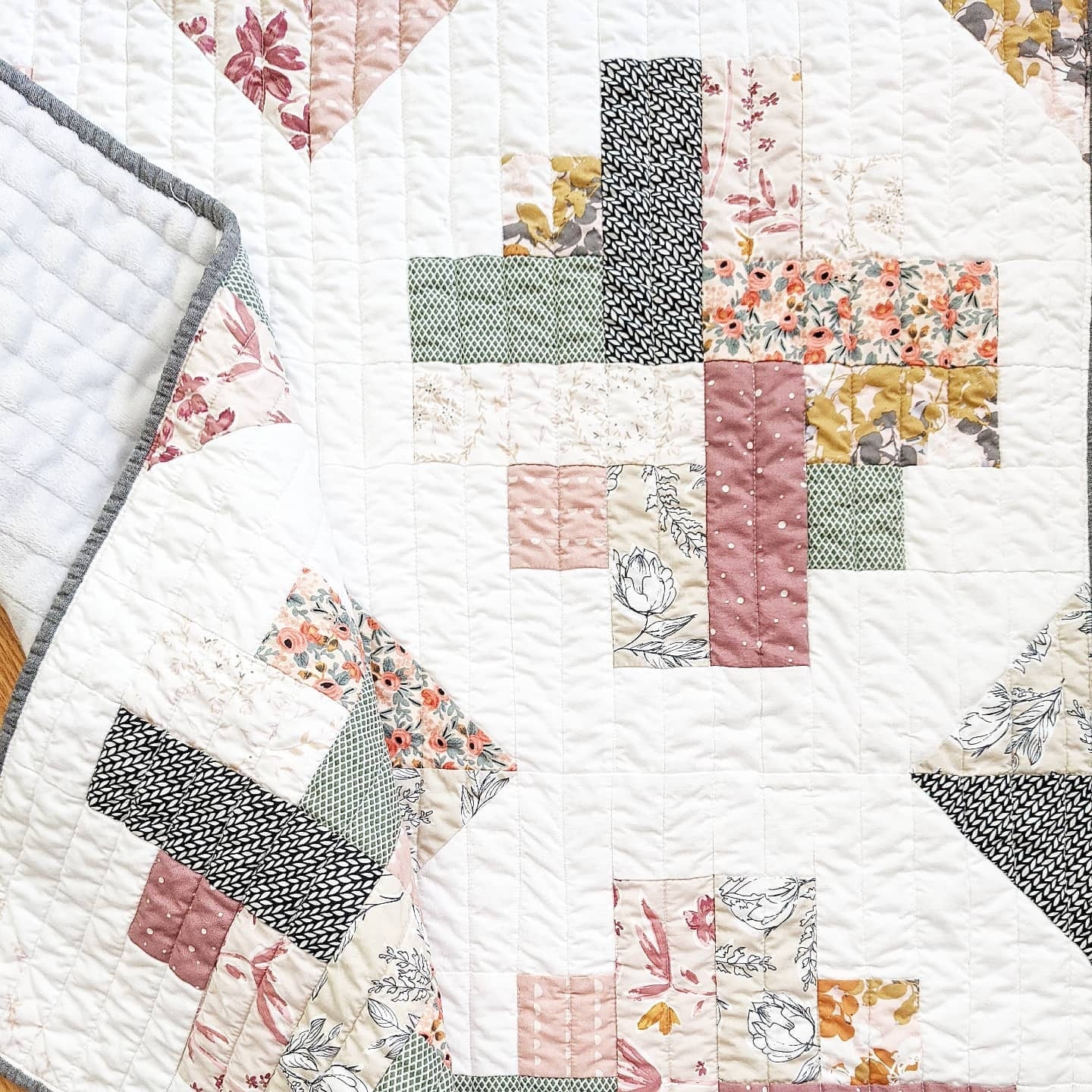 Jolie PAPER quilt pattern