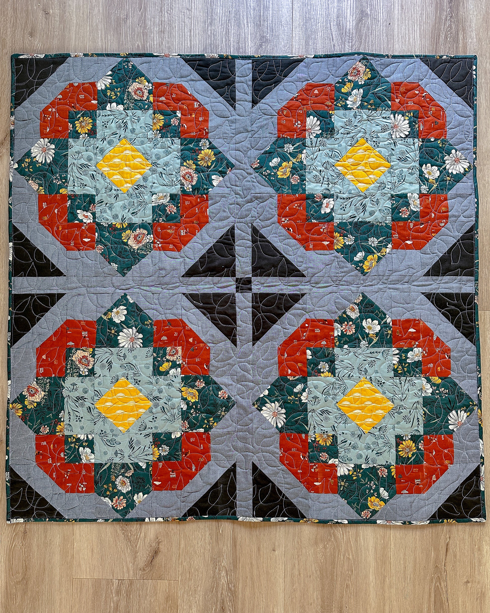 Southern Amaryllis PAPER quilt pattern