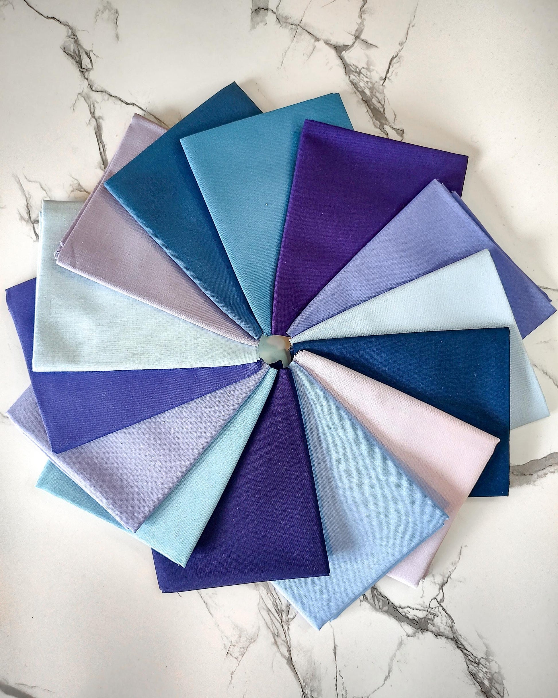 Lavender Cloud Curated Fat Quarter Bundle - Kona Solids